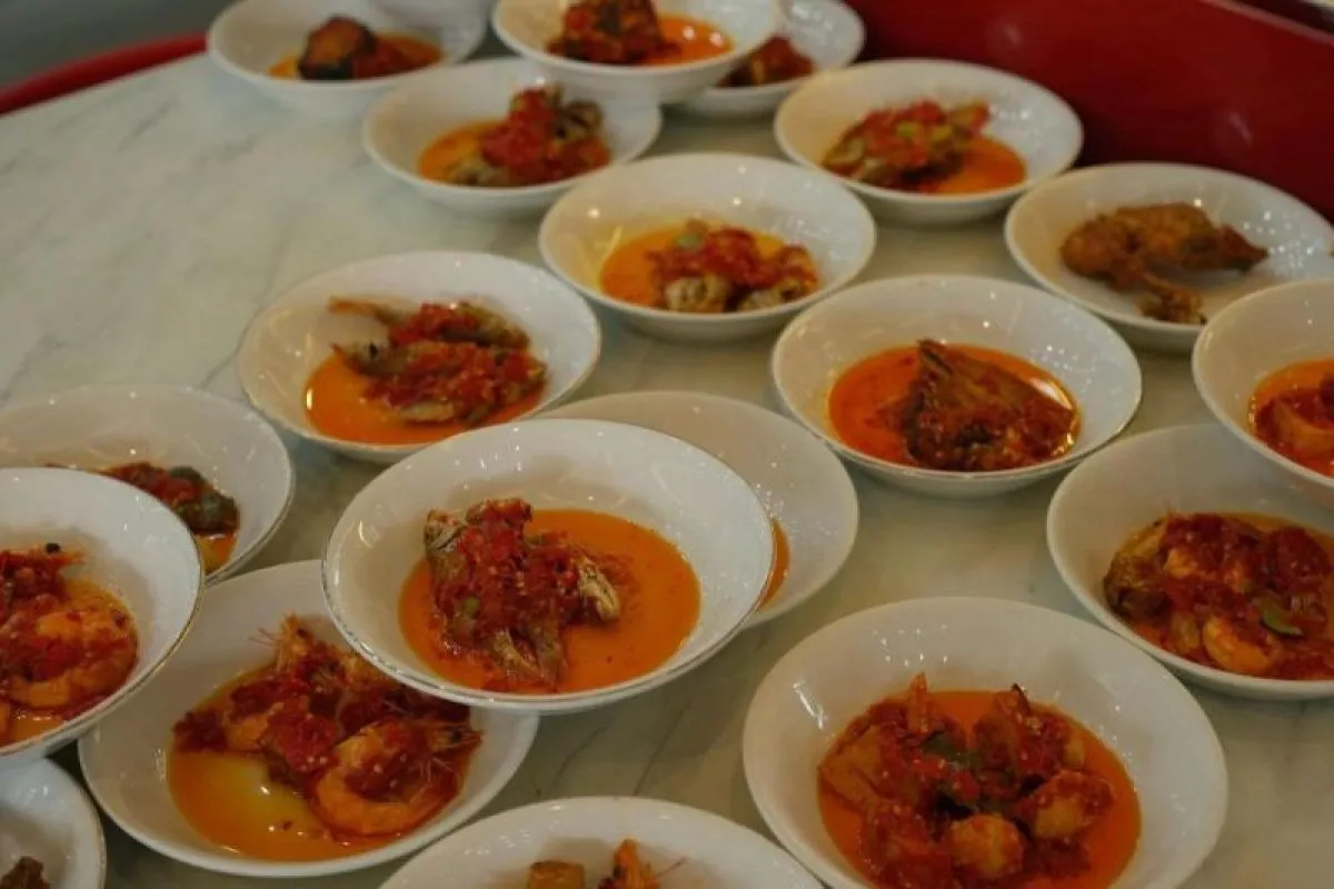 Kemenpar Perkenalkan Wisata Gastronomi dan Wisata Ramah Muslim di Sumatera Barat melalui Famtrip